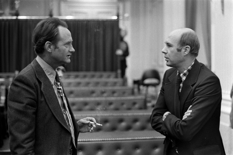 Tweede Kamer (o.a. medianota) Boersma in gesprek met Nijpels, Bestanddeelnr 928-3861