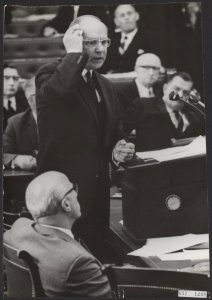 Tweede kamer, vergaderingen, ministers, Bestanddeelnr 092-1268