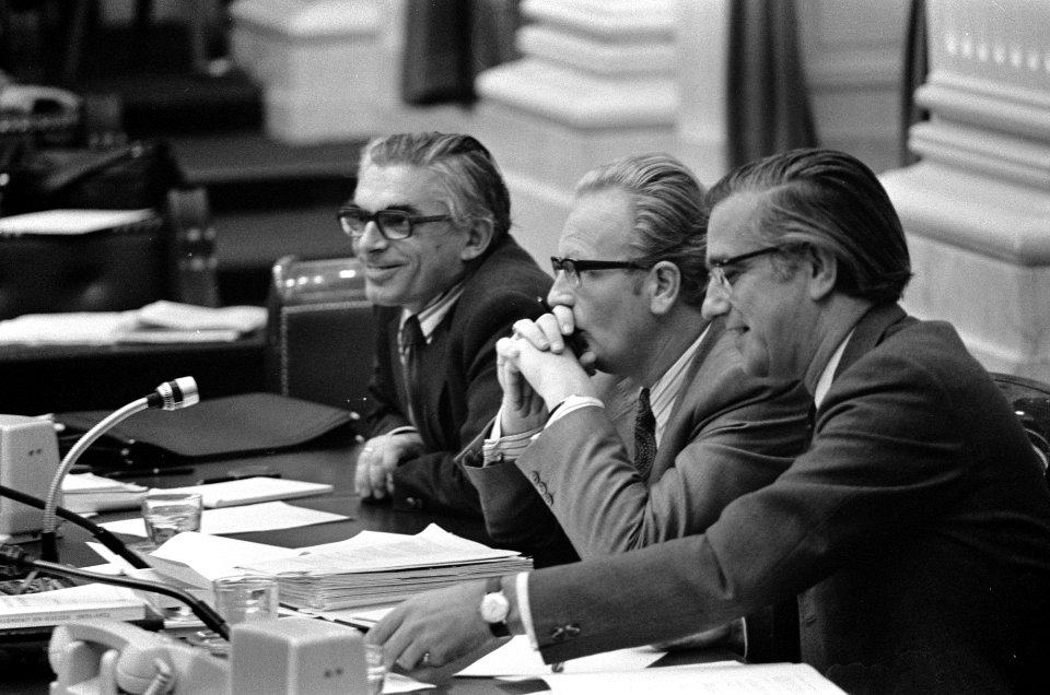 Tweede Kamer , vlnr Staatssecretaris Polak , Minister Van Kemenade , Staatss, Bestanddeelnr 926-7543