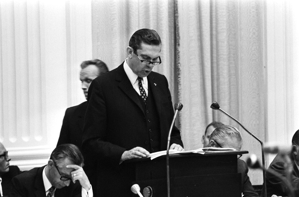 Tweede Kamer , premier Biesheuvel beantwoordt vragen fractievoorzitters, nr 7 …, Bestanddeelnr 924-7923