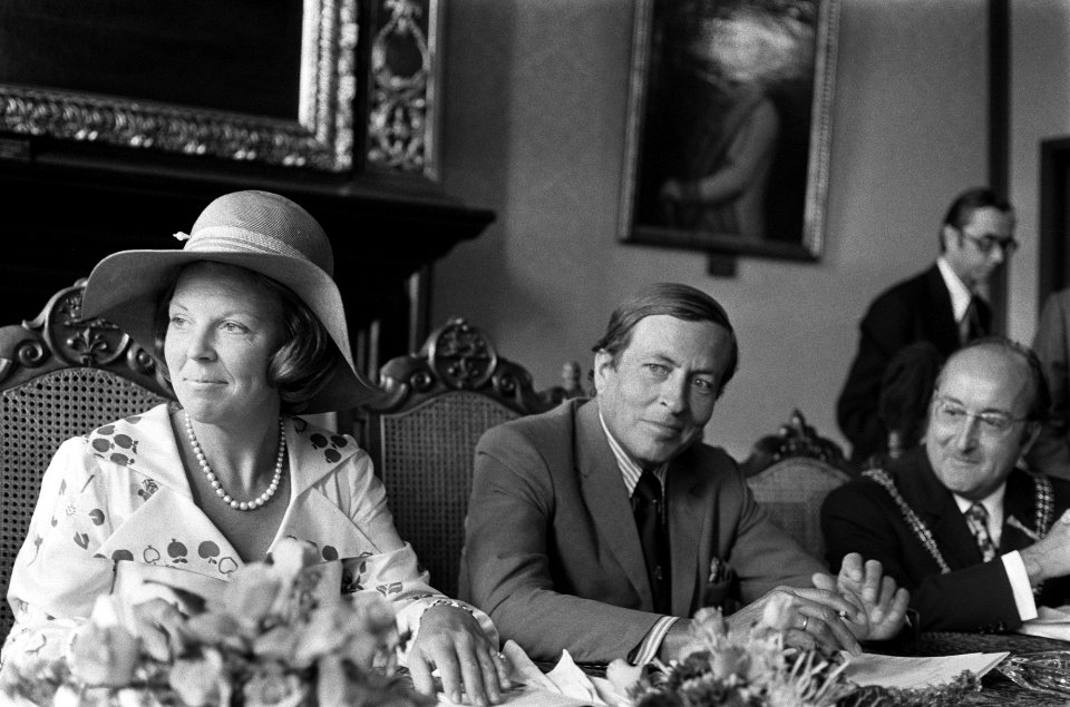 Tweede dag bezoek Beatrix en Claus aan Limburg bezoek aan Roermond, Bestanddeelnr 927-4023