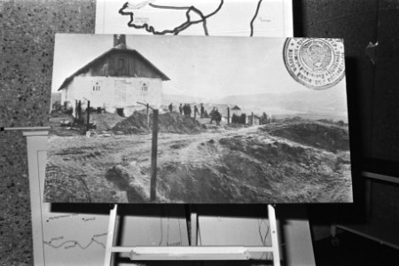 Tweede dag Menten-proces in Amsterdam foto van het huis Podhorodic van waaruit , Bestanddeelnr 929-1730