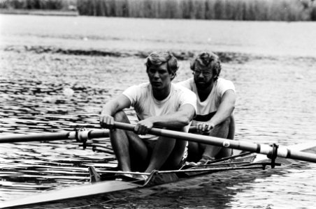 Twee zonder stuurman, Ronald Vervoort (r) en Jeroen Vervoort, Bestanddeelnr 930-3645