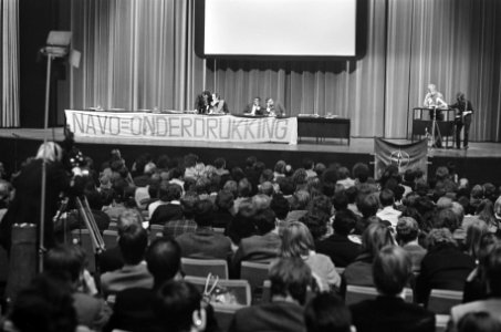 Tweedaagse Anti NAVO Congres in RAI Amsterdam. Overzicht van de zaal, Bestanddeelnr 922-9968