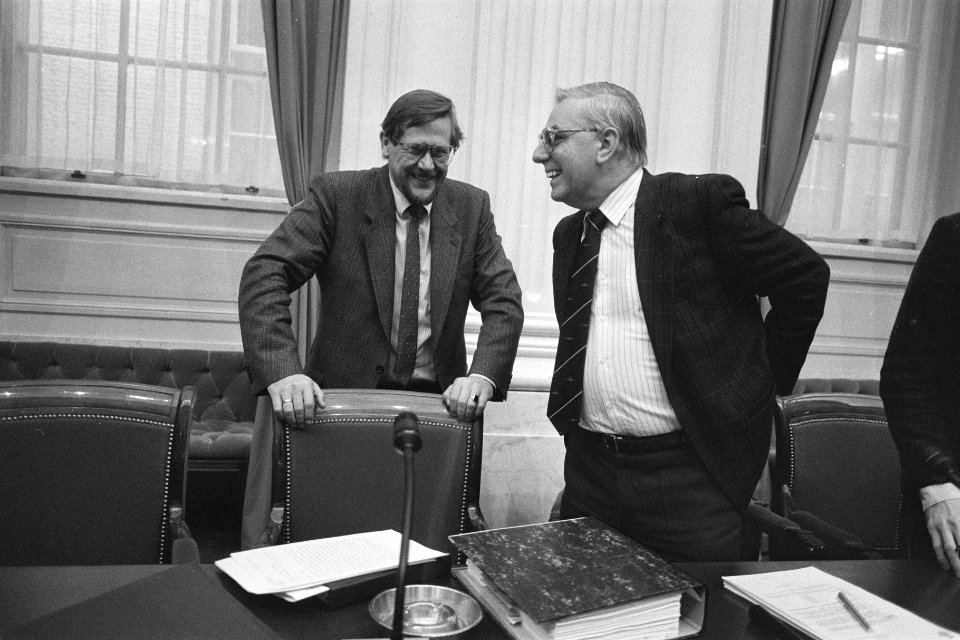Tweede Kamer , UVC Volkshuisvesting over subsidieregeling staatssecretaris Heerm, Bestanddeelnr 933-8300