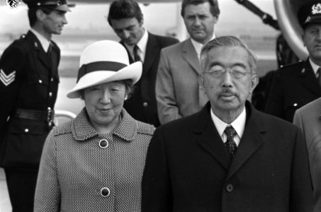 Tweedaags bezoek Keizer Hirohito en Keizerin Nagako aan Nederland, Keizer en Kei, Bestanddeelnr 925-0239