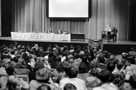 Tweedaagse Anti NAVO Congres in RAI Amsterdam. Overzicht, Bestanddeelnr 922-9971