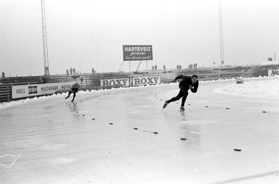 Tweedaagse schaatslandenwedstrijd te Deventer tussen Italie en Nederland, Meeuwi, Bestanddeelnr 914-6429
