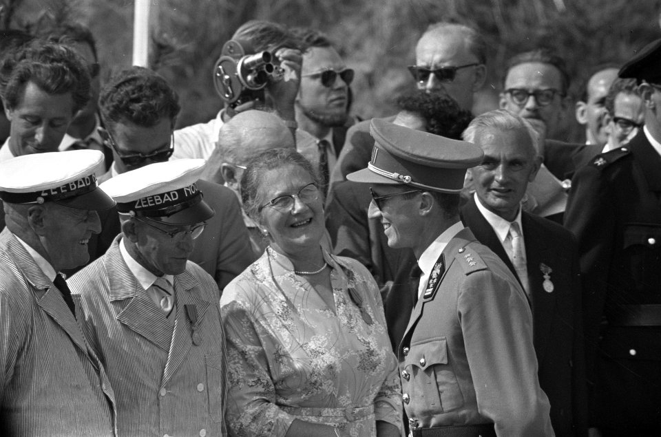 Tweede dag van het bezoek van Koning Boudewijn aan Noordwijk, Bestanddeelnr 910-5076
