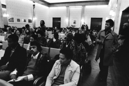 Tweede Kamer commissie voor immigranten en begeleiding Rijksgenoten houdt hoorzi, Bestanddeelnr 927-7941