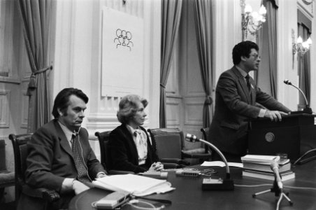 Tweede Kamer conferentie Olympische Spelen en mensenrechten v.l.n.r. David Ow, Bestanddeelnr 930-7644