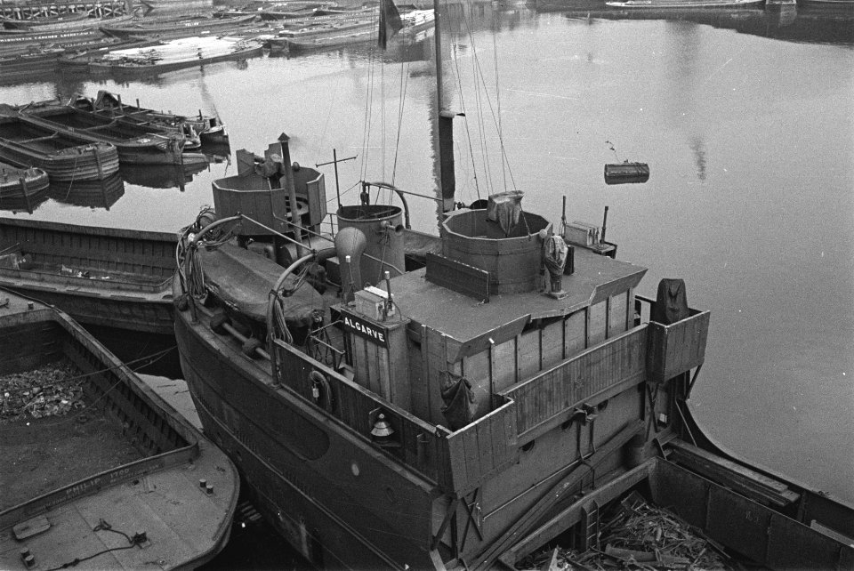 Tweede wereldoorlog, marine, koopvaardijvloten, kustvaarders, Groot-Brittannië, Bestanddeelnr 935-2834