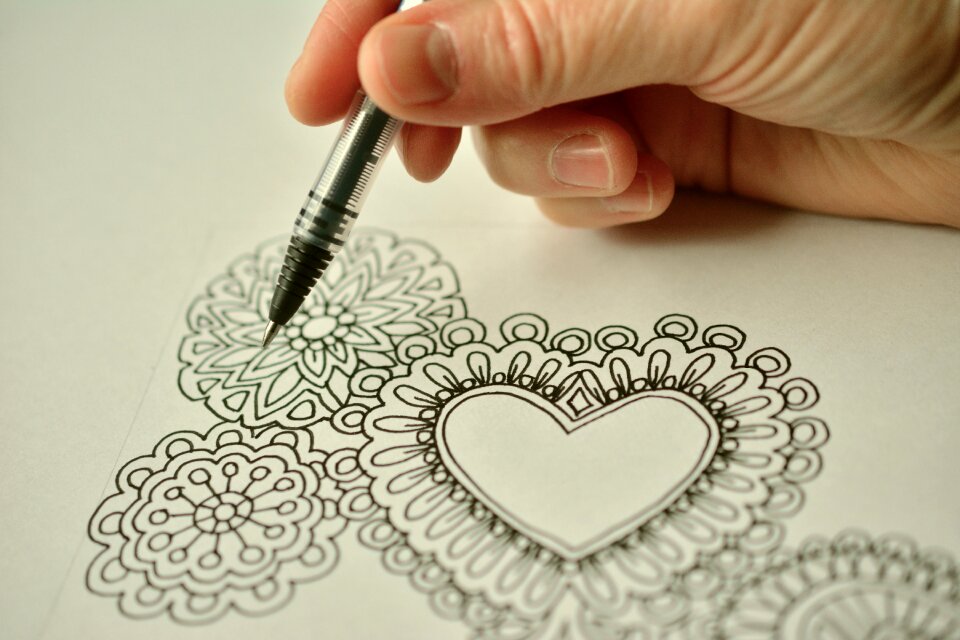 Draw meditative drawing drawing pattern