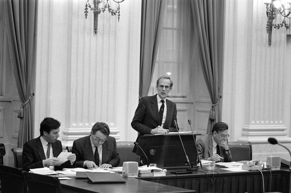 Tweede Kamer debat kernongeval Tsjernobyl vlnr Brinkman, Braks, Winsemius, v, Bestanddeelnr 933-6499