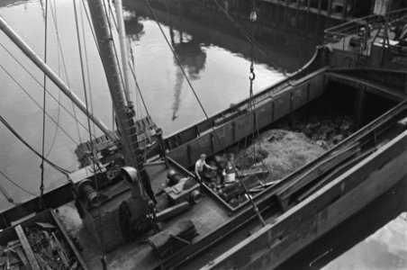 Tweede wereldoorlog, marine, koopvaardijvloten, kustvaarders, bemanning, Groot-B, Bestanddeelnr 935-2836