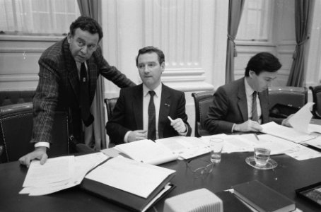 Tweede Kamer begroting WVC vlnr CDA-woordvoerder Lansink, staatssecretaris D, Bestanddeelnr 933-7996