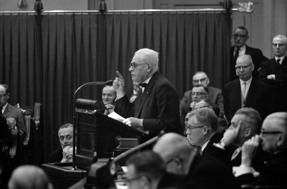 Tweede Kamer debat inzake Nieuw-Guinea, Bestanddeelnr 913-7355