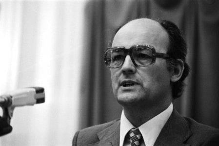 Tweede Kamer debat, rapport Donner, Aantjes (AR) aan het woord kop, Bestanddeelnr 928-7529