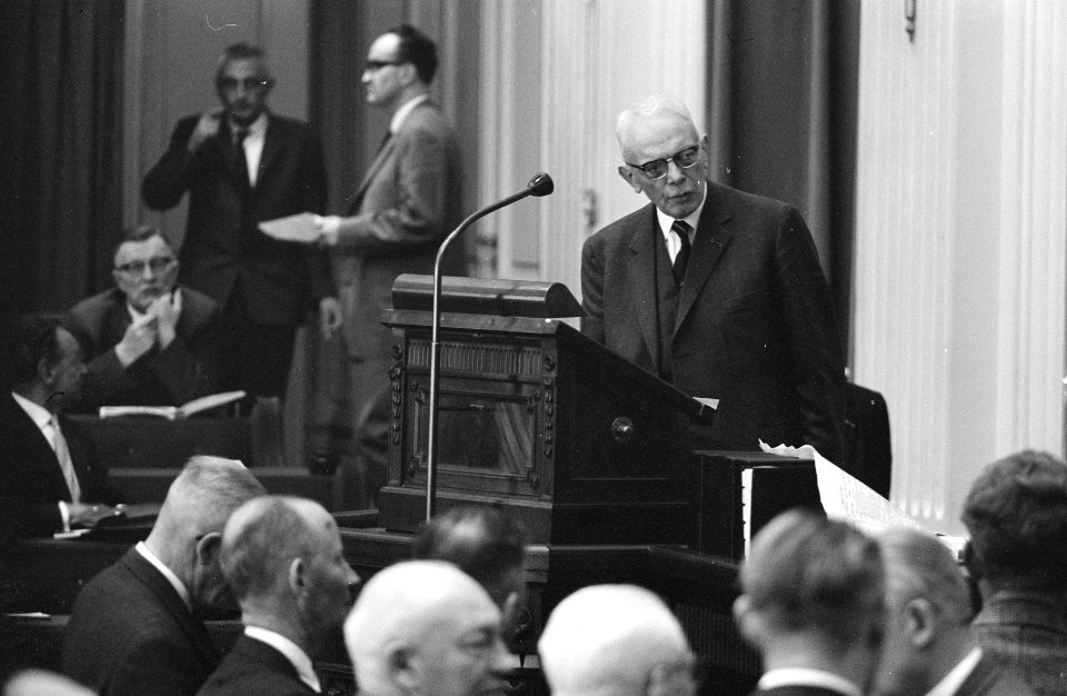 Tweede kamer debat huurverhoging, Mr. Roosjen, Bestanddeelnr 914-0049