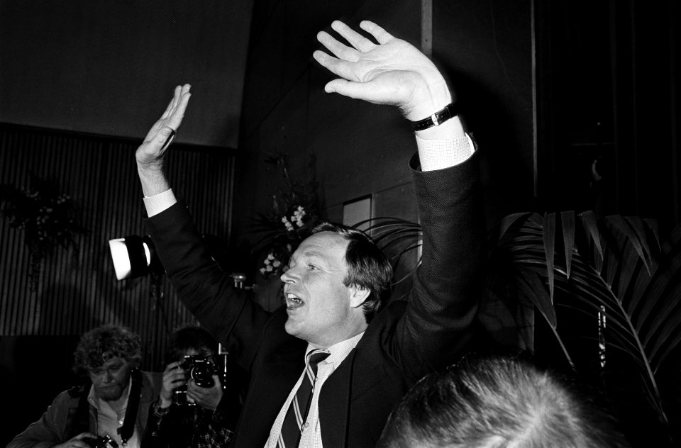 Tweede Kamer verkiezingen 1981 verkiezingsbijeenkomst van D66 in Hotel Krasnapo, Bestanddeelnr 931-5102