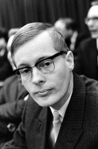 Tweede Kamer voor het eerst bijeen na de verkiezingen van 15 februari 1967 Han…, Bestanddeelnr 920-1025