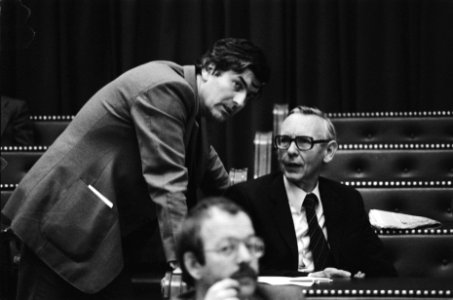 Tweede Kamer verklaring over UCN-project door Van de Klaauw (BZ), Lubbers (l) bi, Bestanddeelnr 929-6148