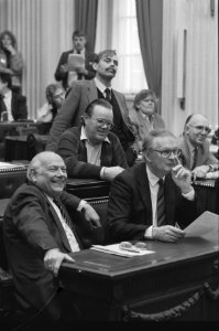 Tweede Kamer regeling werkzaamheden v.l.n.r. PvdA ers den Uyl , Castricum, Me, Bestanddeelnr 933-6325