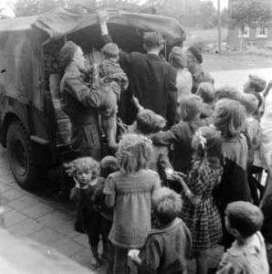 Tweede wereldoorlog, voedselvoorzieningen, Bestanddeelnr 900-6125