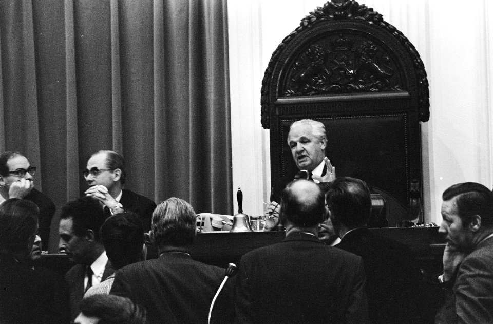 Tweede Kamer rijksbegroting van Justitie en Binnenlandse Zaken , Den Haag nr, Bestanddeelnr 923-9803