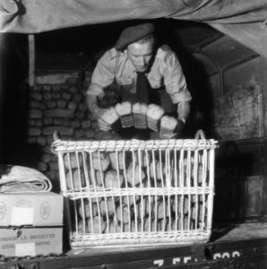 Tweede wereldoorlog, voedselvoorzieningen, Bestanddeelnr 900-6082