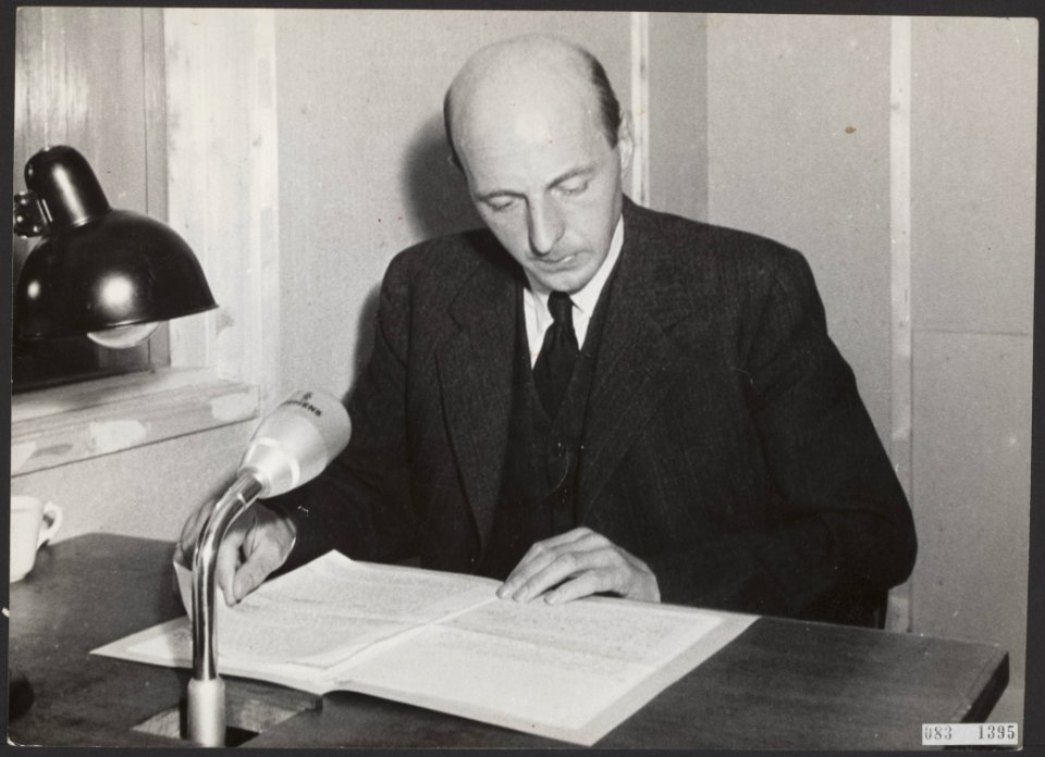 Tweede wereldoorlog, ministers, portretten, radiolezingen, Bestanddeelnr 083-1395