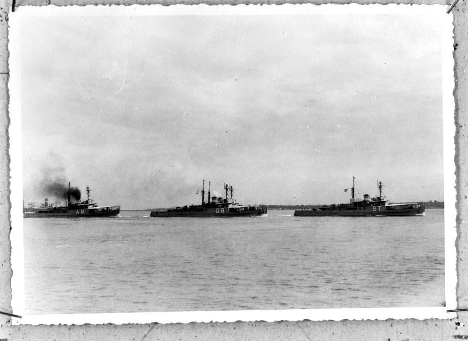 Tweede wereldoorlog, marine, oorlogsschepen, Nederlands-Indië, Indonesië, Bestanddeelnr 934-9836