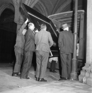 Tweede wereldoorlog, schilderijen, musea, transporten, Bestanddeelnr 901-0098
