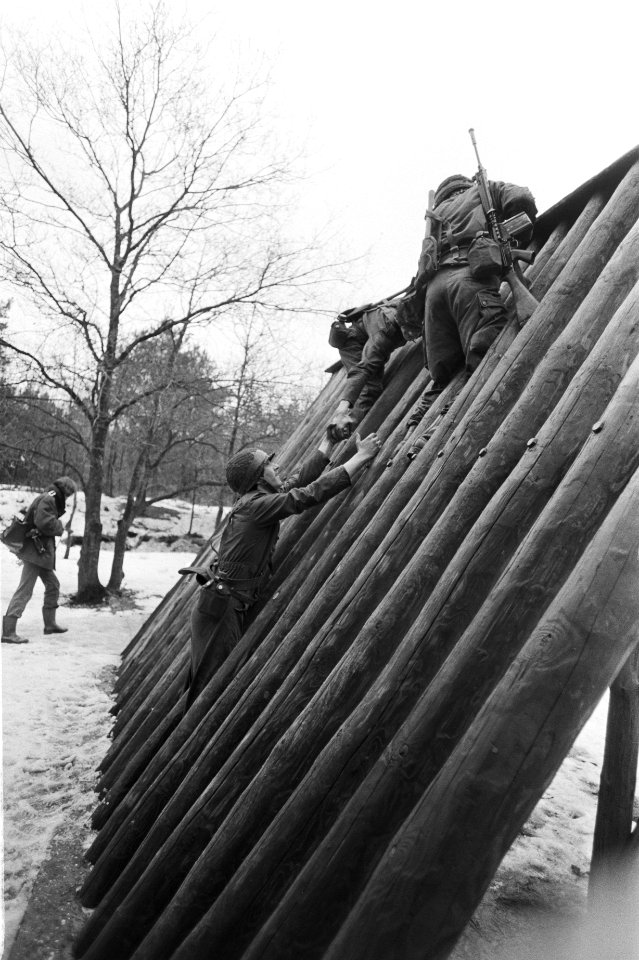 Training militairen i.v.m. uitzending naar Libabon in VN-verband bij Korps Comma, Bestanddeelnr 930-1037