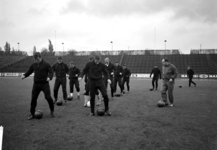 Training nationale 11-talspelers op de Vliet in Den Bosch . Keyermat, van der , Bestanddeelnr 913-0589