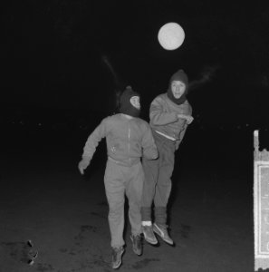 Training DWS aan Jan van Galenstraat, Vonhoff (links) en Frits Flinkevleugel in , Bestanddeelnr 917-4918