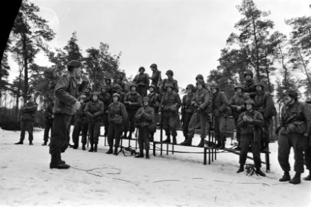 Training militairen ivm uitzending naar Libabon in VN-verband bij Korps Comma, Bestanddeelnr 930-1028