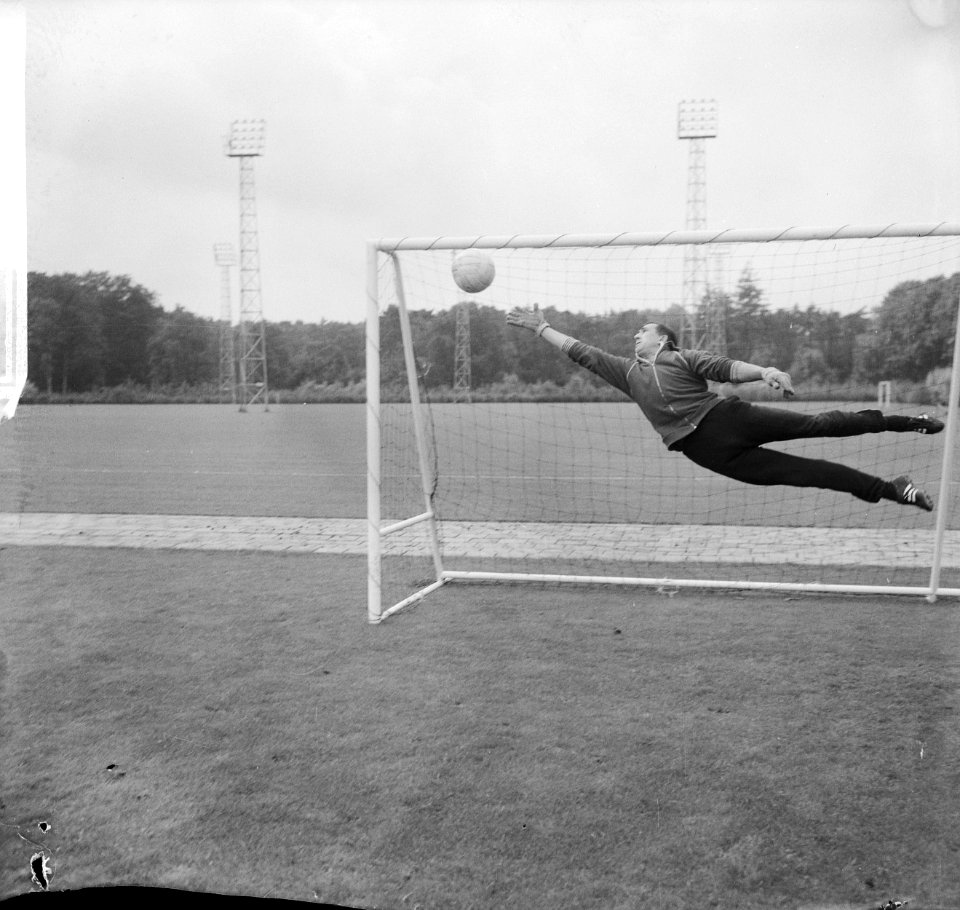 Training Feyenoord, Pieters Graafland in aktie, Bestanddeelnr 918-1518