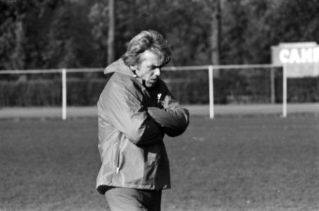 Training Ajax i.v.m. de te spelen Europacup I wedstrijd tegen Bayern Munchen , t, Bestanddeelnr 931-1270