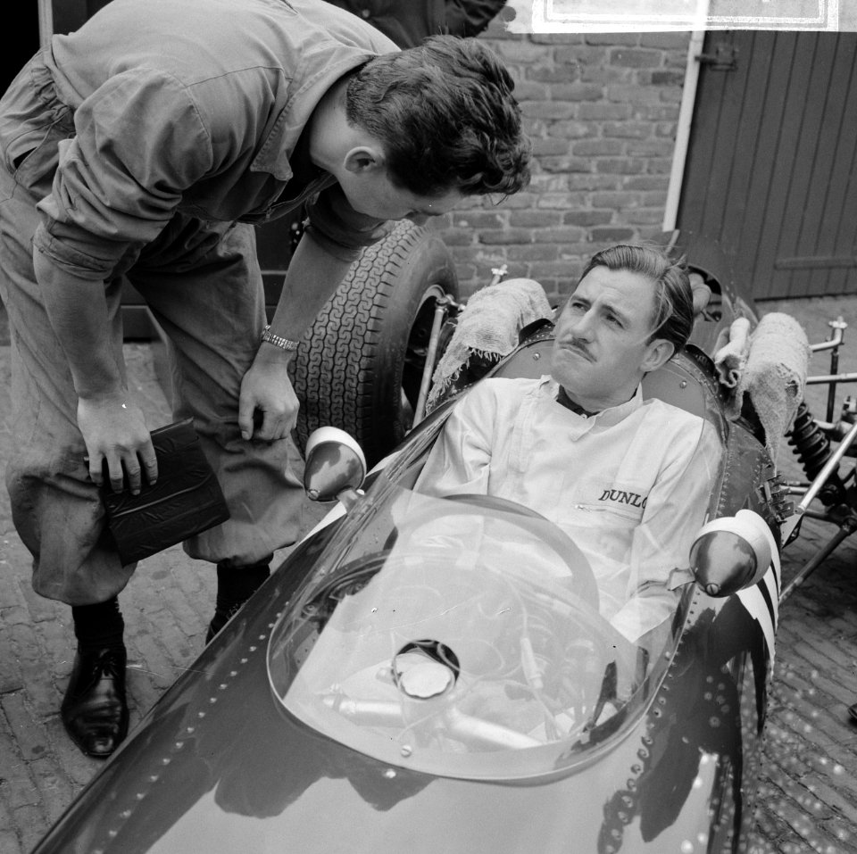 Training Zandvoort Grand Prix, Graham Hill (BRM), Bestanddeelnr 917-9727