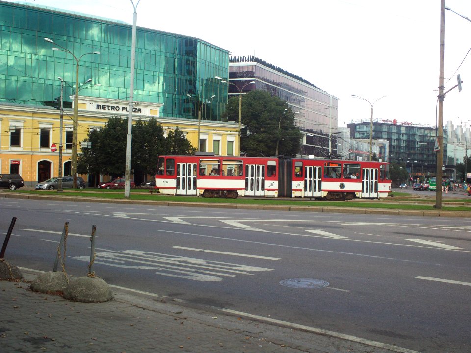 Tram at Viru Väljak