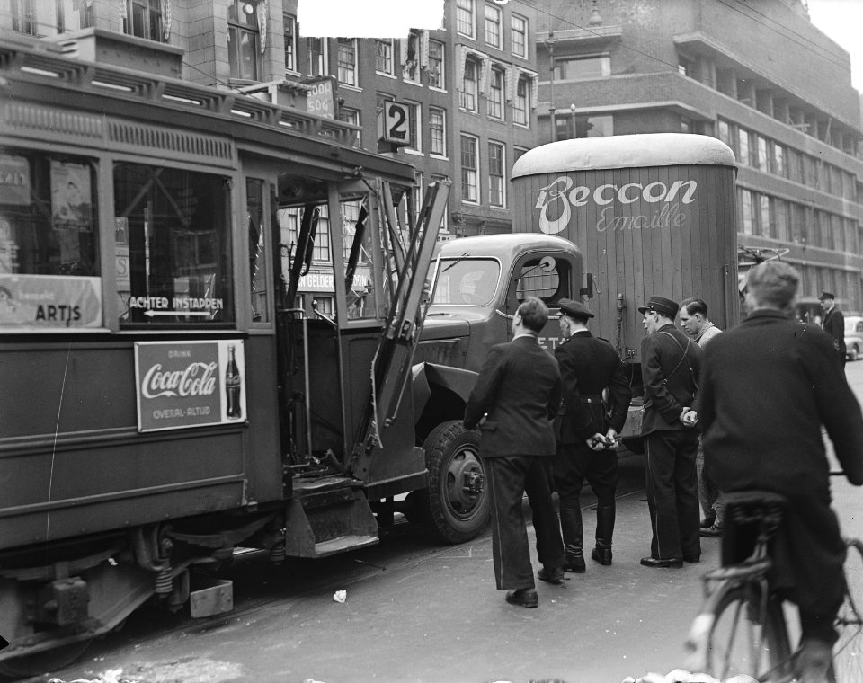 Tram autobotsing Nieuwezijdsvoorburgwal, Bestanddeelnr 904-5508