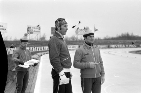 Trainer Leen Pfrommer (rechts), Bestanddeelnr 926-9026