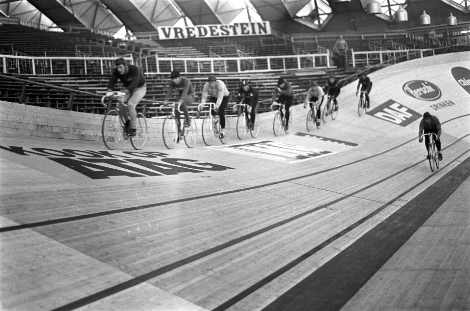 Training Zesdaagse Amsterdam, Bestanddeelnr 921-9288