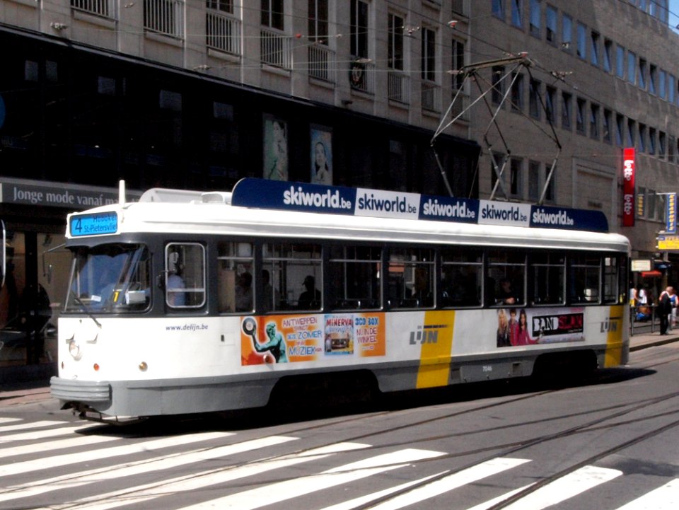 Tram 7046 at Antwerp pic1