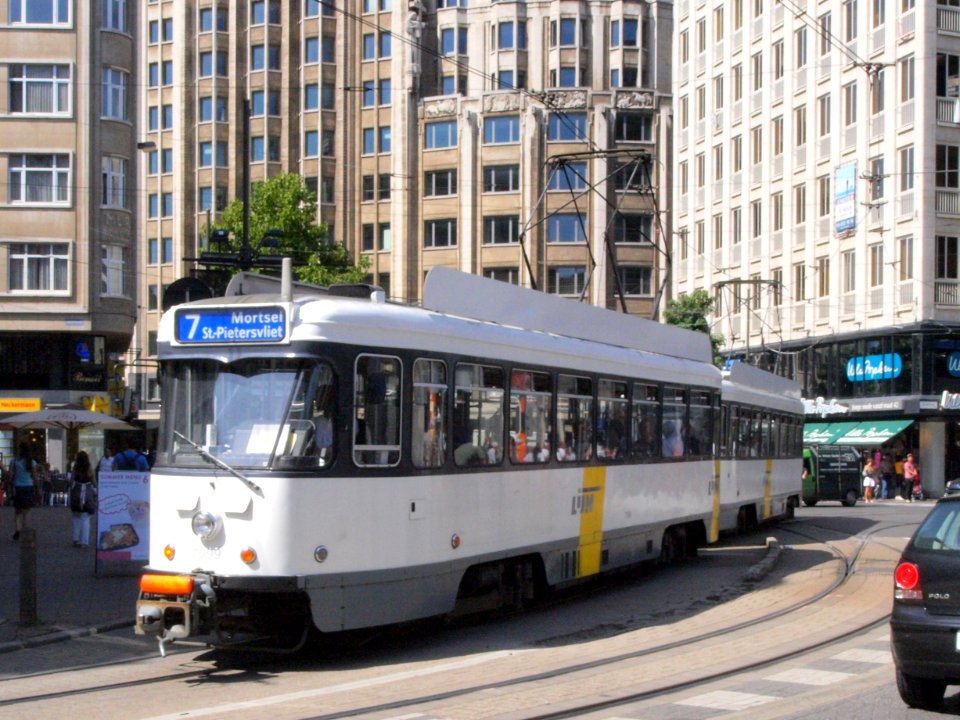 Tram 7099 at Antwerp pic1