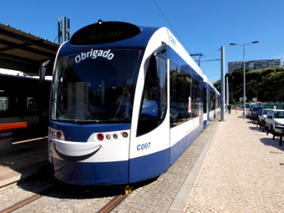 Tram in Almada pic-007