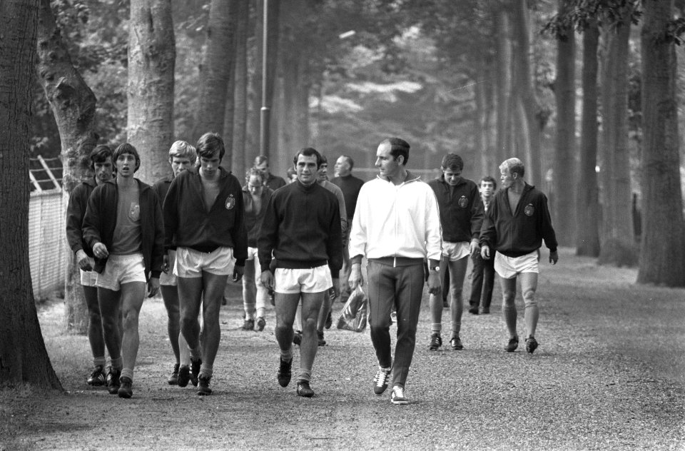 Training Nederlands elftal selectie voor wedstrijd tegen Polen, in Zeist speler, Bestanddeelnr 922-7196