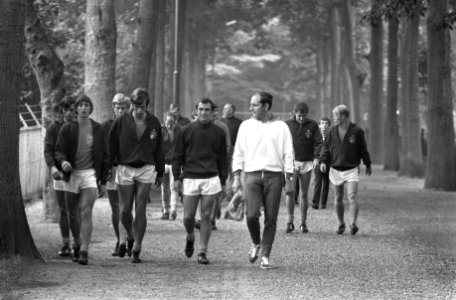 Training Nederlands elftal selectie voor wedstrijd tegen Polen, in Zeist speler, Bestanddeelnr 922-7196