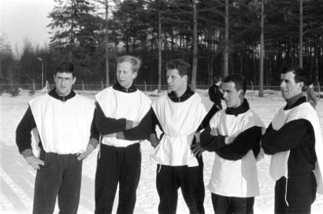 Training Nederlands elftal te Zeist, de voorhoede zoals die tegen Belgie zal spe, Bestanddeelnr 914-8713